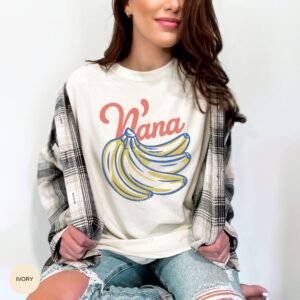 Comfort Colors® Nana Banana Shirt – Retro Fruit Graphic Tee, Funny Yellow Banana T-Shirt for Summer Vibes