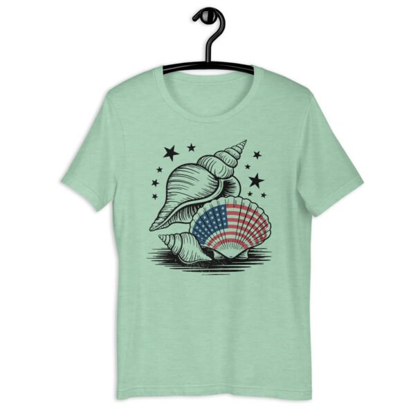 American Flag Seashell Shirt – Vintage Patriotic Beach Tee for 4th of July & Summer Holidays - Image 2